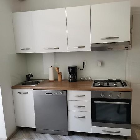 Studio Apartman Kristina Apartment Pula Ngoại thất bức ảnh