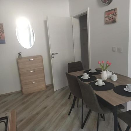 Studio Apartman Kristina Apartment Pula Ngoại thất bức ảnh
