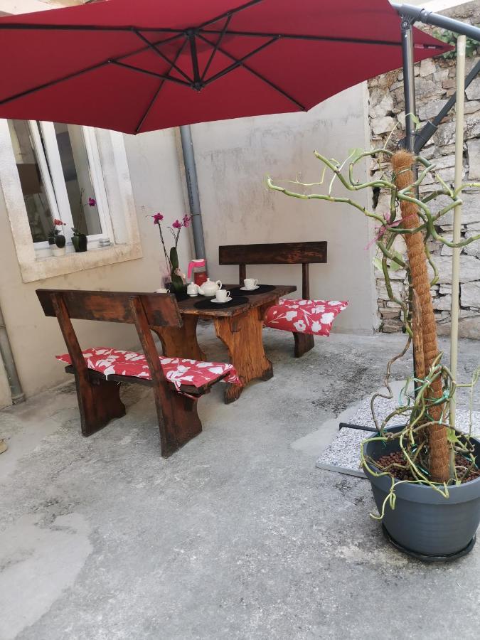 Studio Apartman Kristina Apartment Pula Ngoại thất bức ảnh